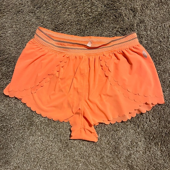 Free People Movement Pretty Lil Scalloped Lightweight Shorts - Picture 1 of 8